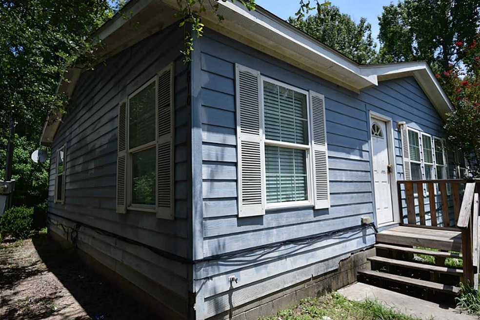 7810 Beckley St unit A, Houston, TX 77088 - photo 1