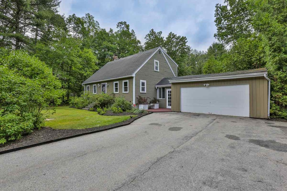 1 Beaver Ln, Bedford, NH 03110 - photo 1