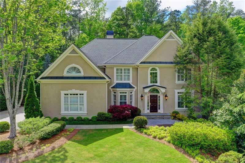 This beautiful Hardcoat Stucco Home has exquisite 