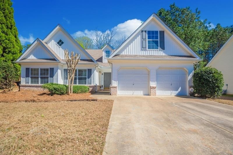 5319 Leecroft Dr, Buford, GA 30518 - photo 1