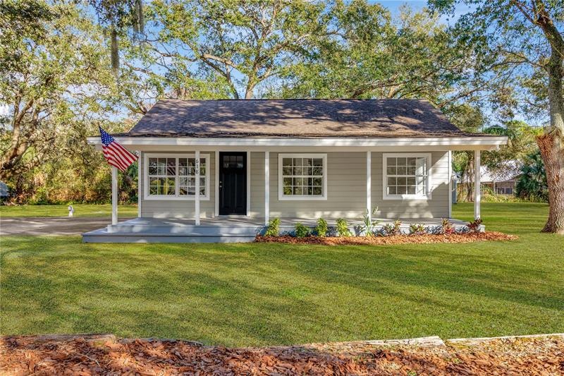 618 S 68th St, Tampa, FL 33619 - photo 1