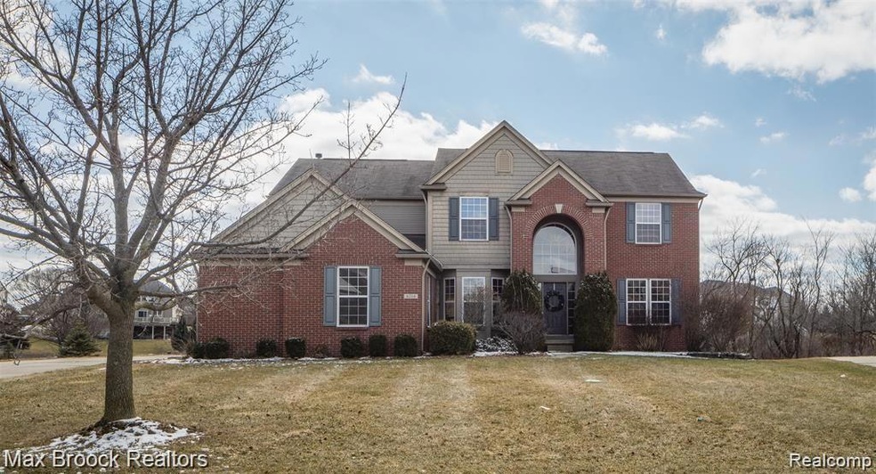 6214 Emerald Drive