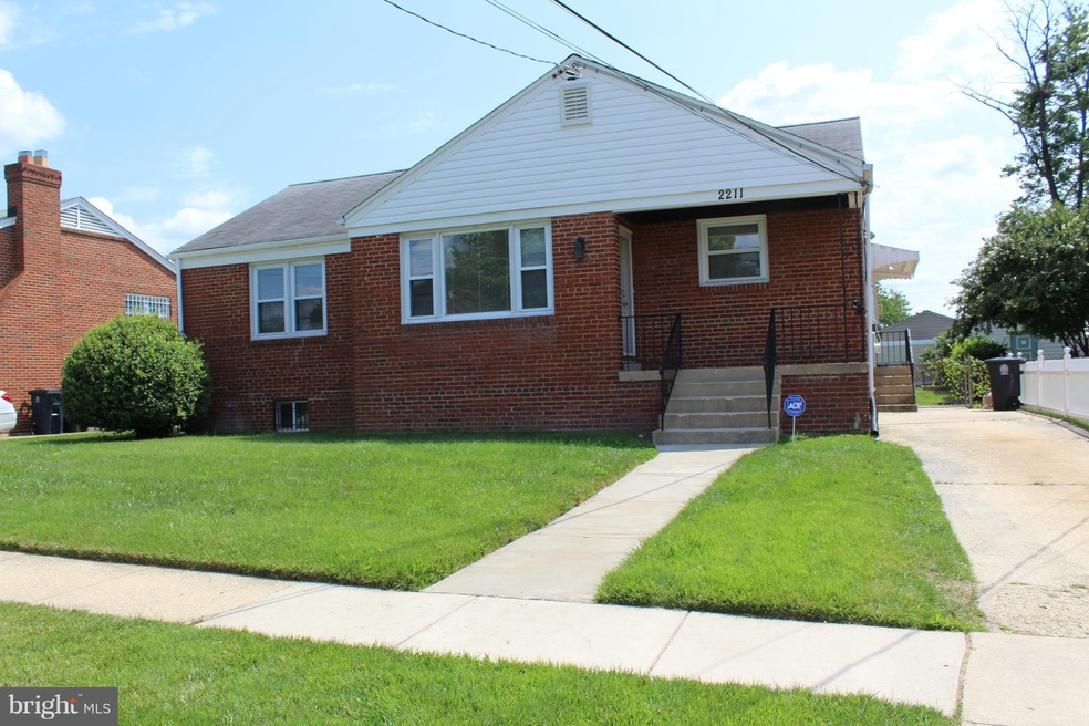 2211 Iverson St, Temple Hills, MD 20748 - photo 1