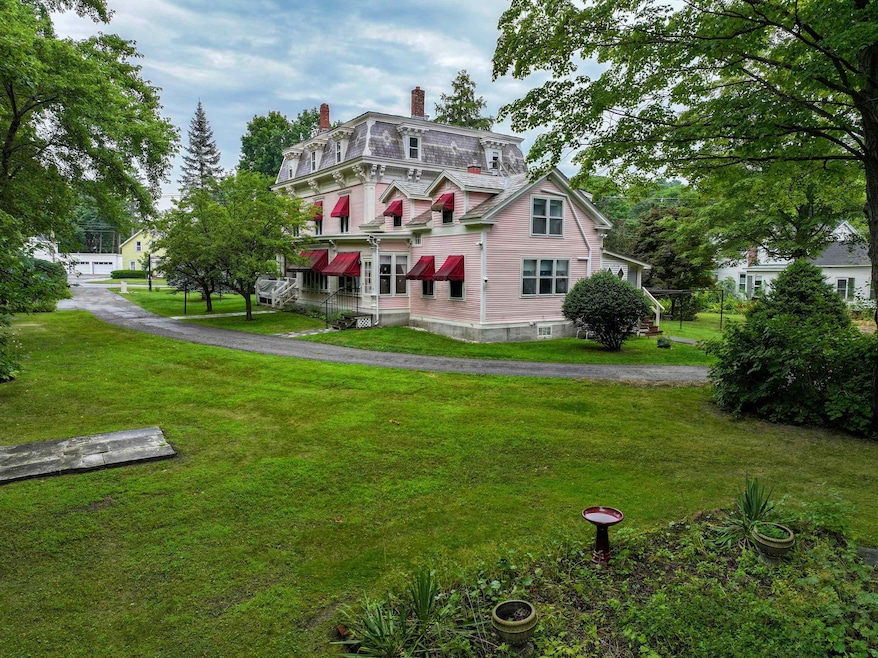 31 Franklin St, Brandon, VT 05733 - photo 1