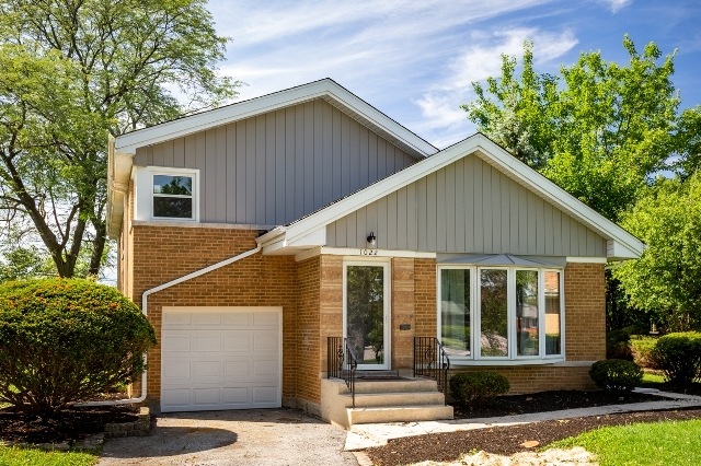 1022 Braemar Rd, Flossmoor, IL 60422 - photo 1