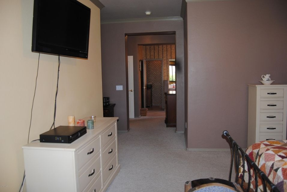 9404 E Kilarea Ave, Mesa, AZ 85209 - photo 1