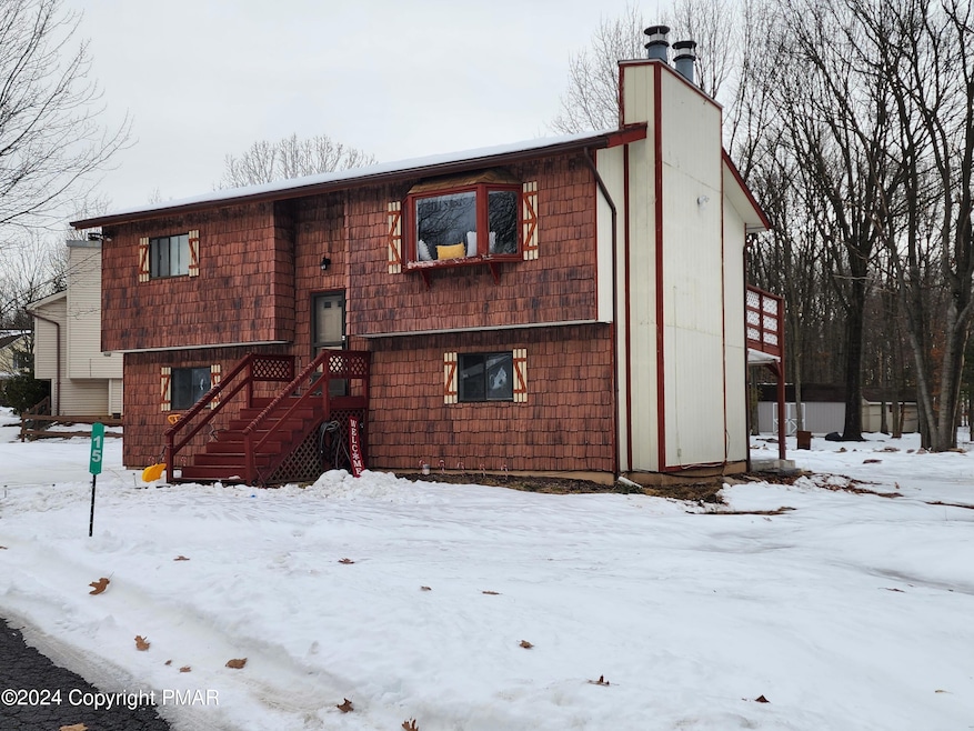 15 Pointe St unit 1st Floor, Mount Pocono, PA 18344 - photo 1