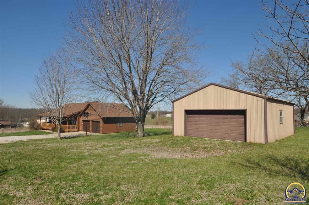 14420 126th Rd, Hoyt, KS 66440 - photo 1