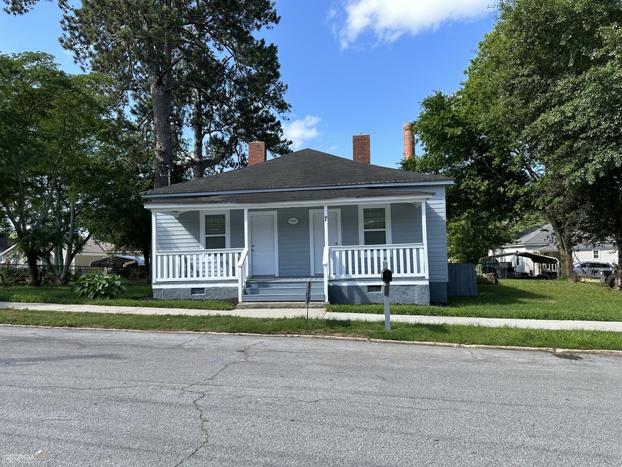 7 Peachtree St, Porterdale, GA 30014 - photo 1