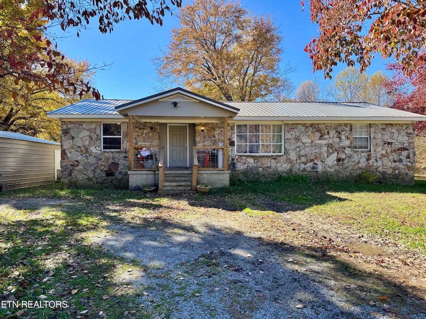 408 Sherman Rd, Dunlap, TN 37327 - photo 1