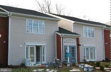 15562 Horseshoe Ln unit 562, Woodbridge, VA 22191 - photo 1