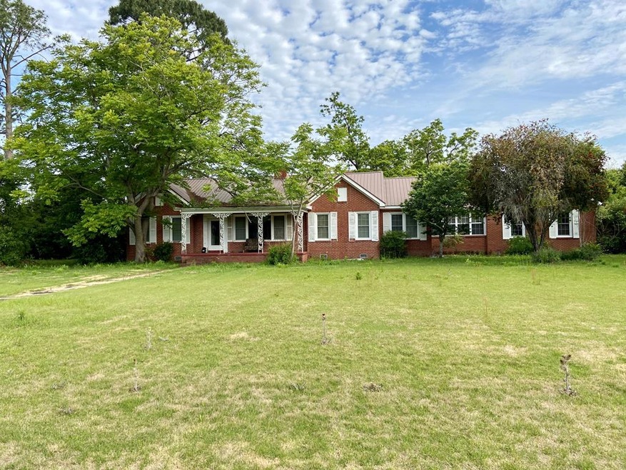 700 E 5th St, Donalsonville, GA 39845 - photo 1