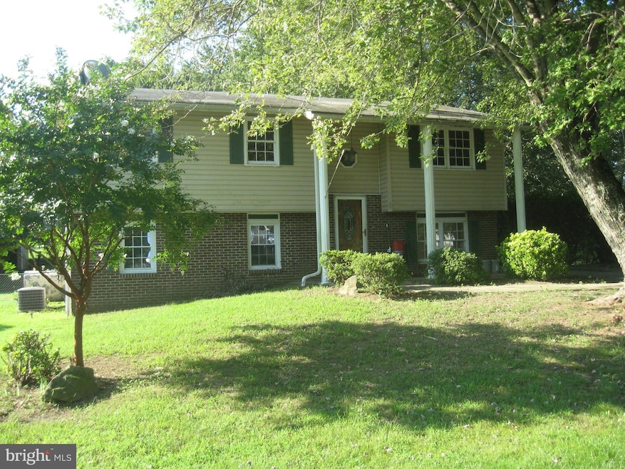 1310 Squire Ln, Dunkirk, MD 20754 - photo 1