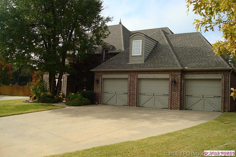 Amazing home with 5/3/3+ gameroom, office, dining,