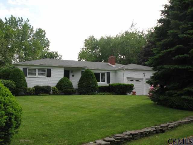 9 Gregory Ln, Albany, NY 12211 - photo 1