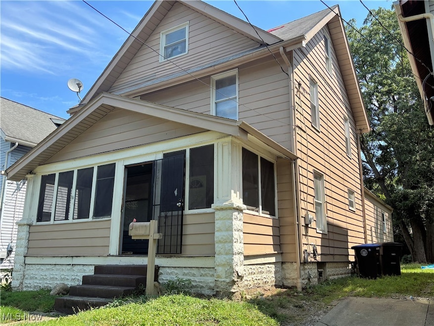 567 Garry Rd, Akron, OH 44305 - photo 1