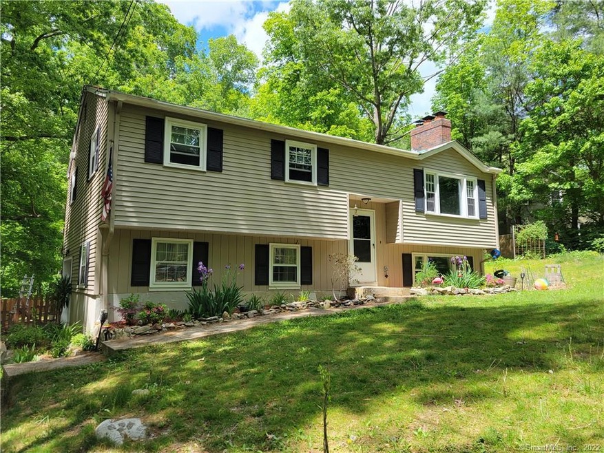 80 Colts Pond Rd, Ashford, CT 06278 - photo 1