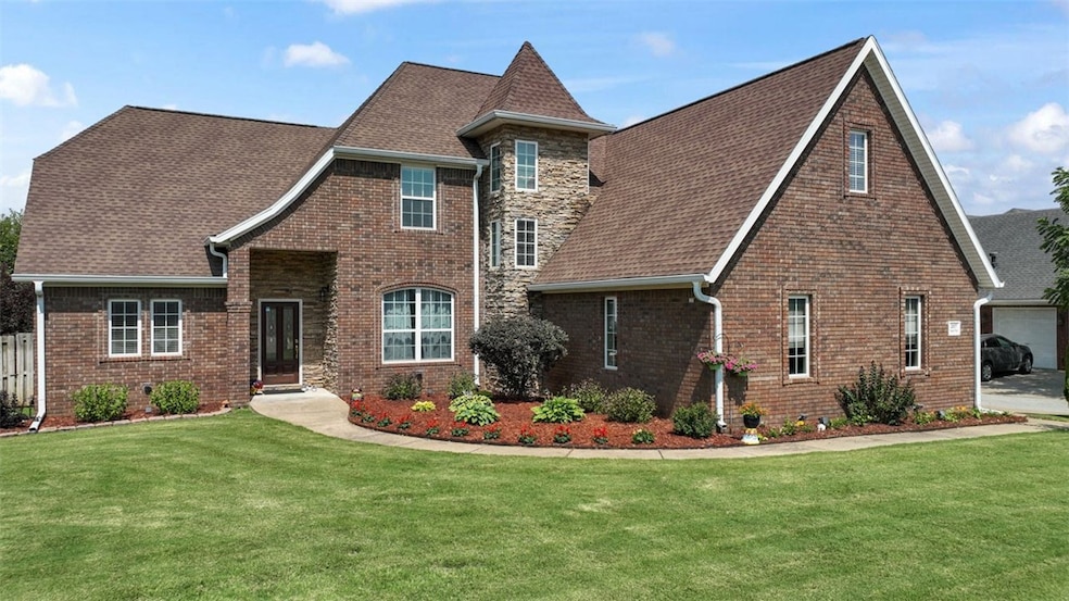 207 NW Yukon Trail St, Bentonville, AR 72712 - photo 1