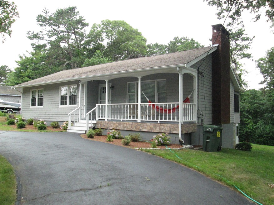 13 Buccaneer Way 001