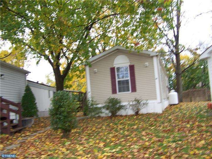 51 Cedarwood Ln, Phoenixville, PA 19460 - photo 1