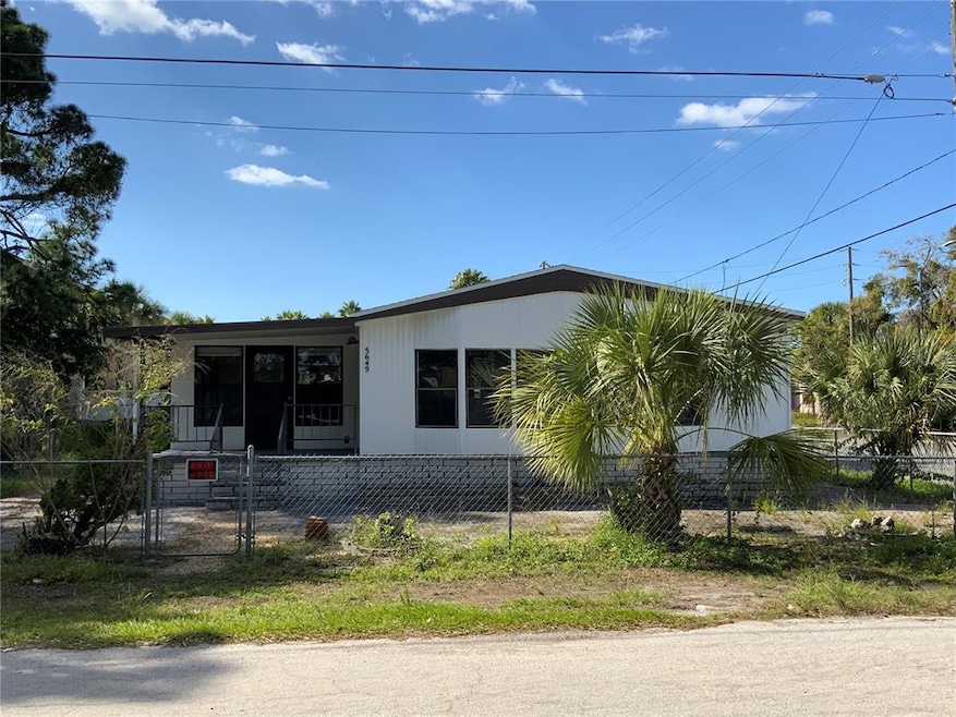 5649 Van Doren Ave, New Port Richey, FL 34652 - photo 1