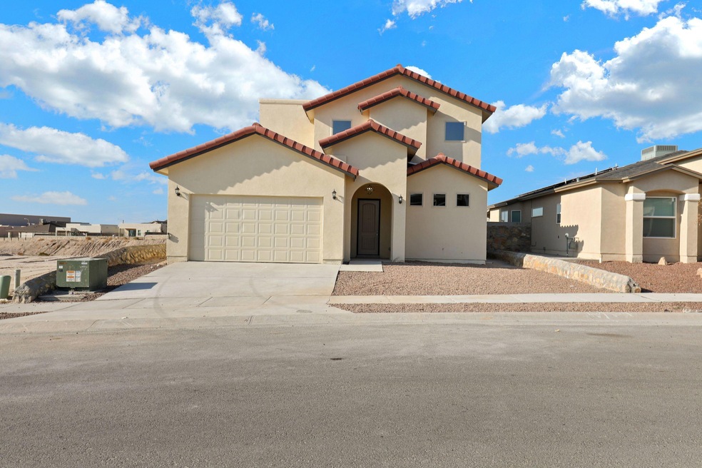 13685 Glen Vista Ln, Horizon City, TX 79928 - photo 1