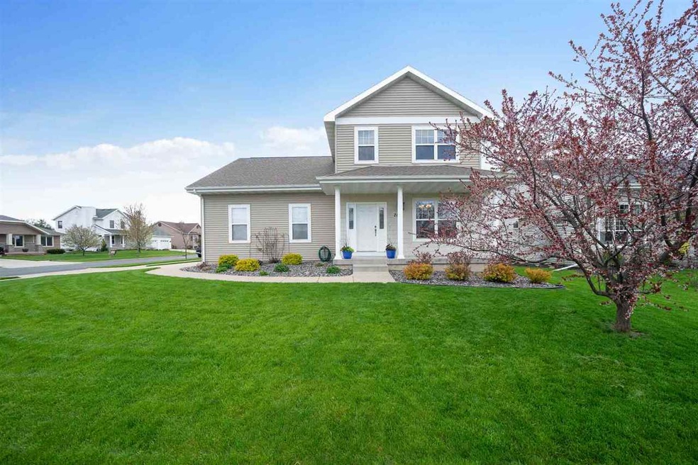 2861 Larkspur Ln, Fitchburg, WI 53711 - photo 1