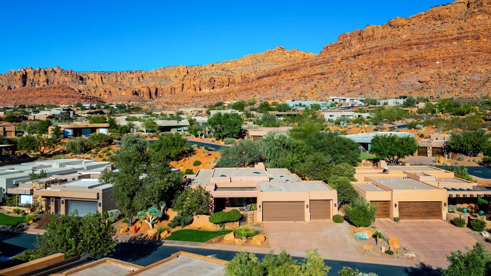 2336 W. Entrada Trail, #22 V2-500