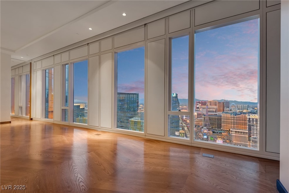 Unfurnished room with a city view and a decorative