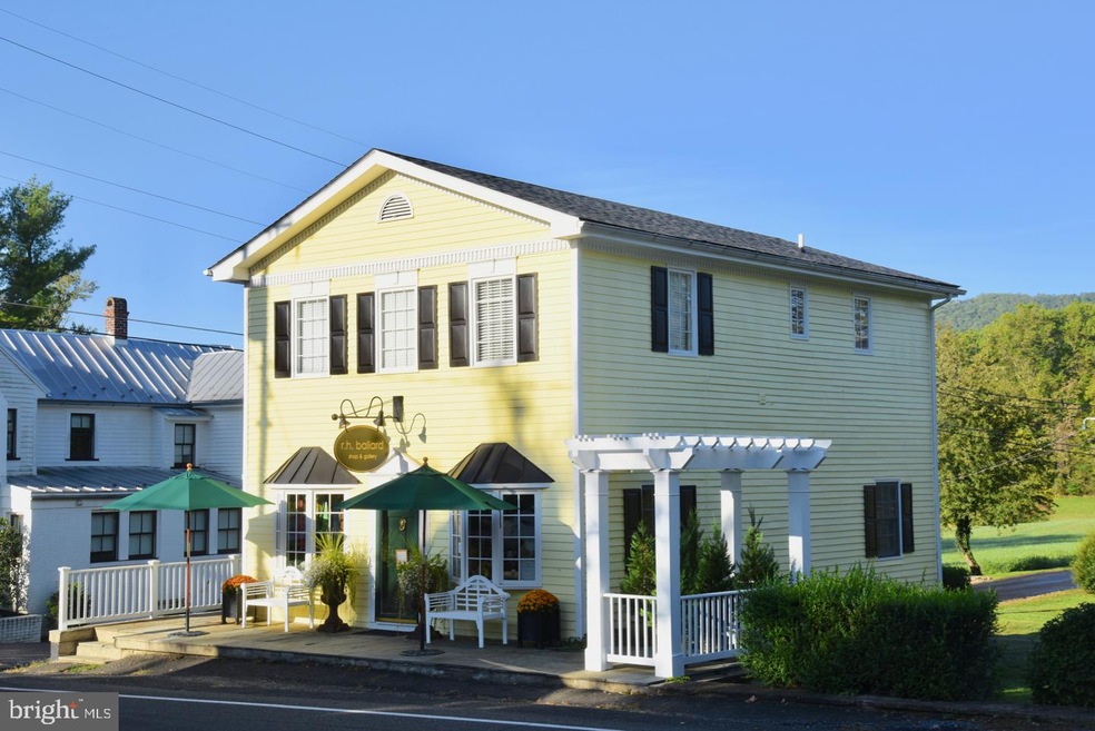 307 Main St, Washington, VA 22747 - photo 1