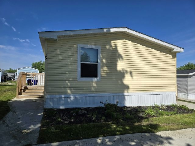 15 N Roxbury Dr unit 140, Hamburg, NY 14075 - photo 1