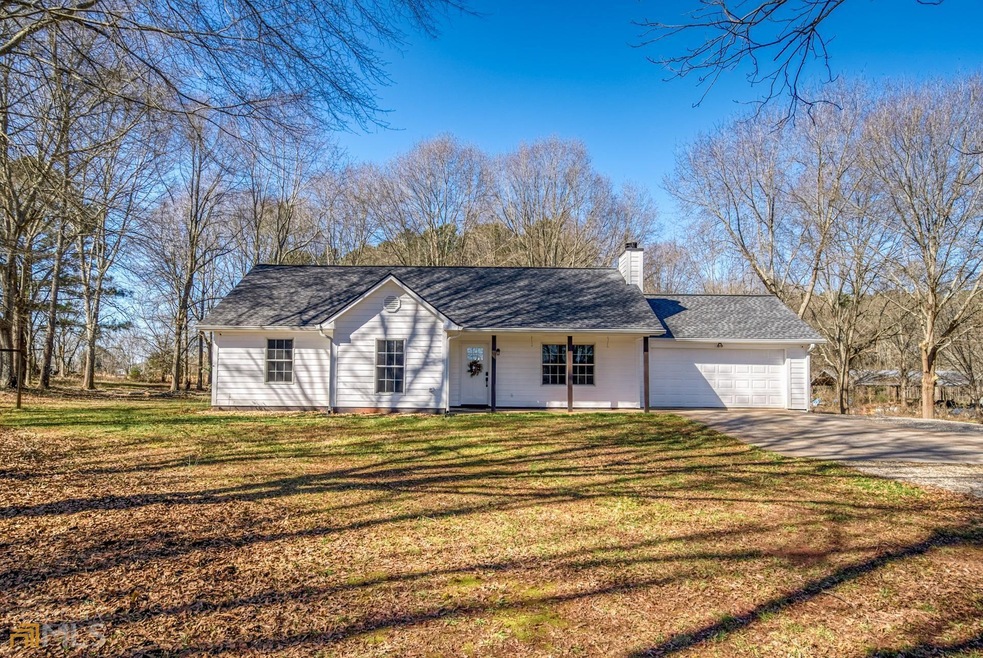 2741 Trotters Ln, Social Circle, GA 30025 - photo 1