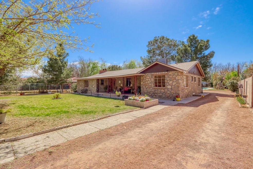 7872 La Senda Dr, El Paso, TX 79915 - photo 1