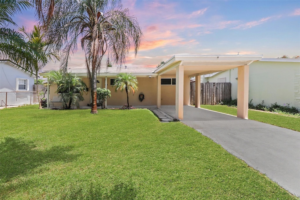 131 NE 55th St, Fort Lauderdale, FL 33334 - photo 1