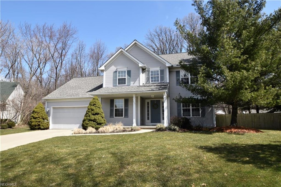 775 Hollyview Dr, Sheffield Lake, OH 44054 - photo 1