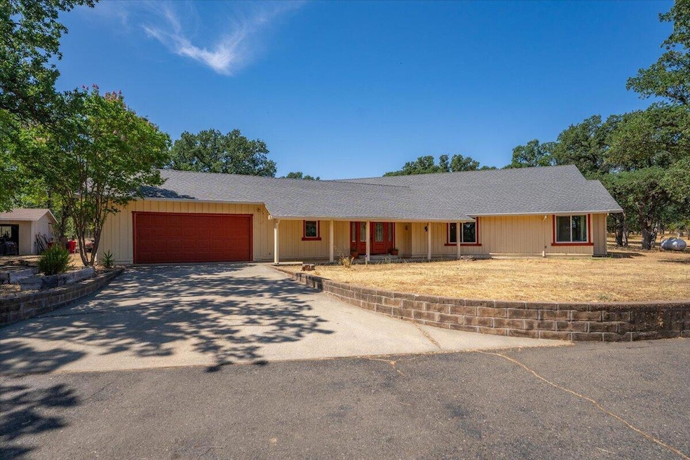 13185 Montecito Rd Fron