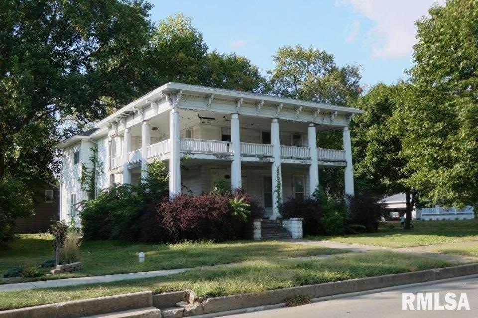 227 N Logan St, Lincoln, IL 62656 - photo 1