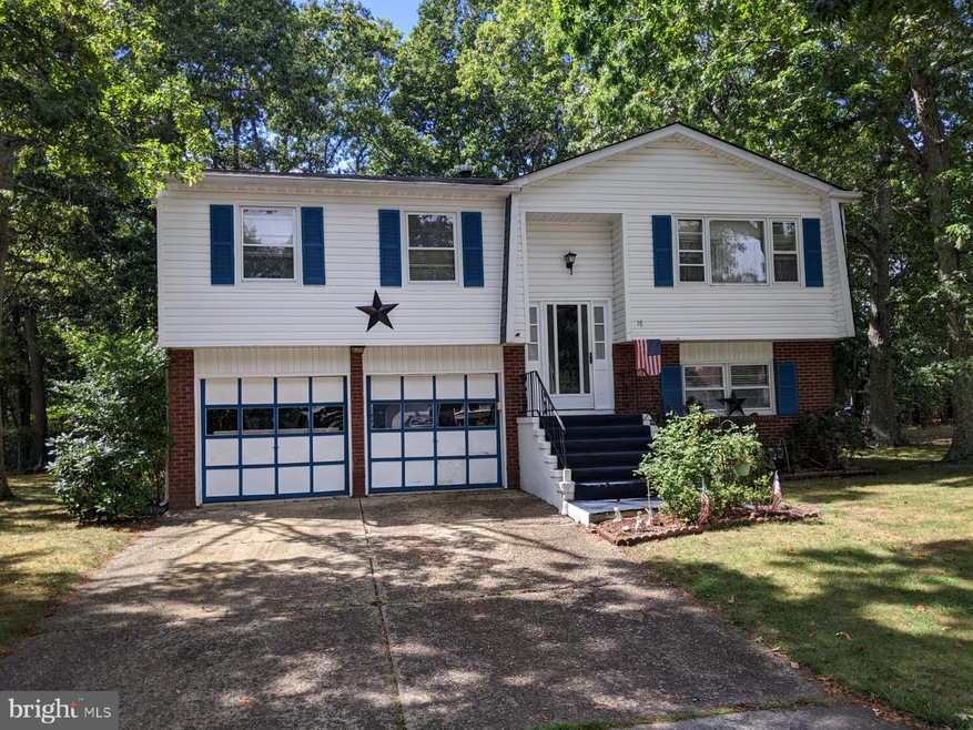 16 Country Club Blvd, Little Egg Harbor Township, NJ 08087 - photo 1