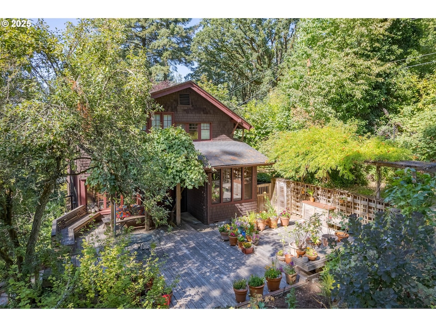 2262 Birch Ln, Eugene, OR 97403 - photo 1