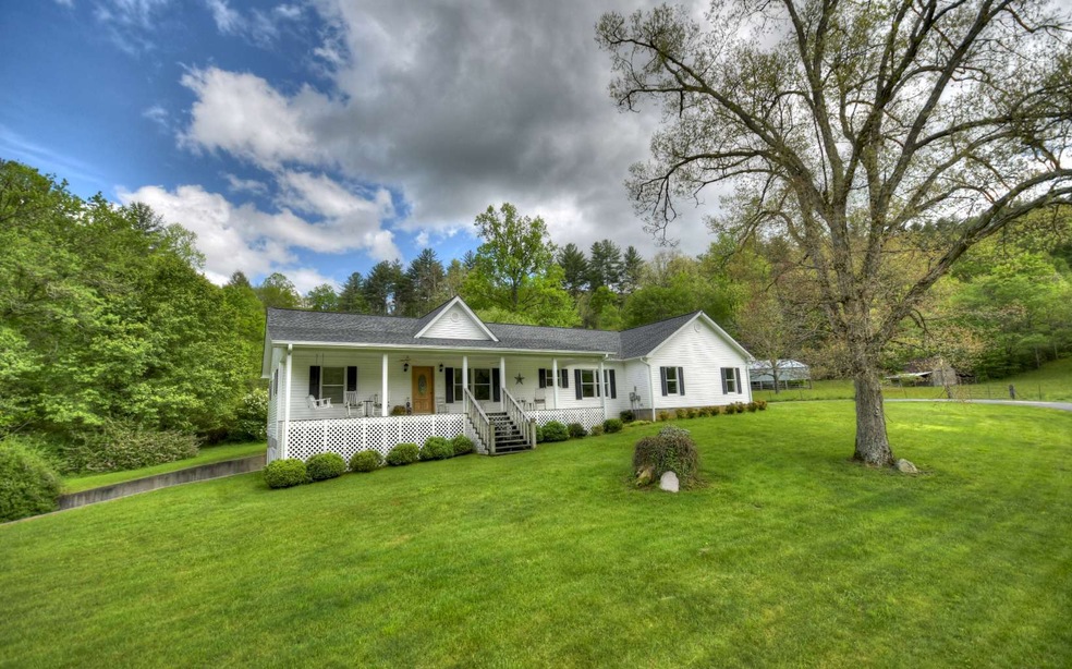 89 Bailey Creek Crossing, Blue Ridge, GA 30513 - photo 1