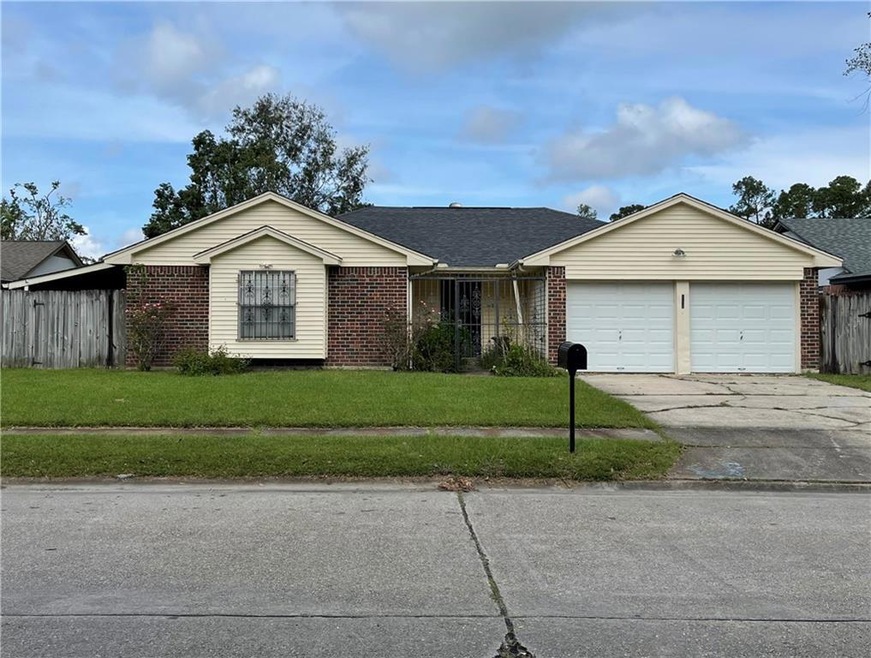 112 Westminster Dr, Slidell, LA 70460 - photo 1