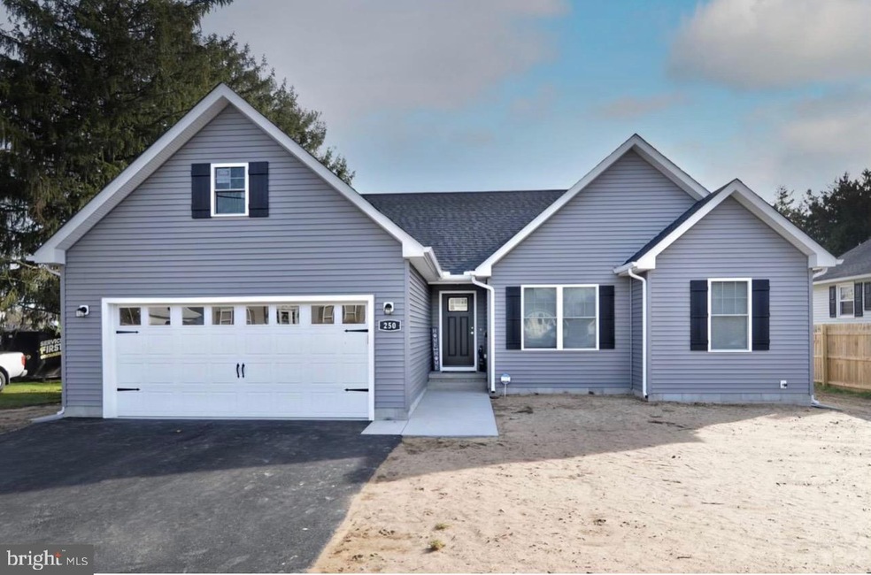 250 Delaware Ave, Harrington, DE 19952 - photo 1