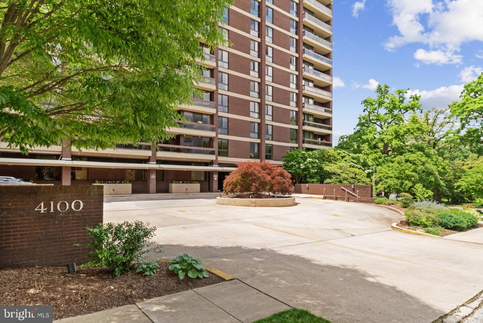 Winthrop House Condominium unit 1114, Baltimore, MD 21218 - photo 1