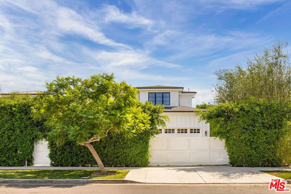 Sold $4,417,500 • Co-Listing Agent