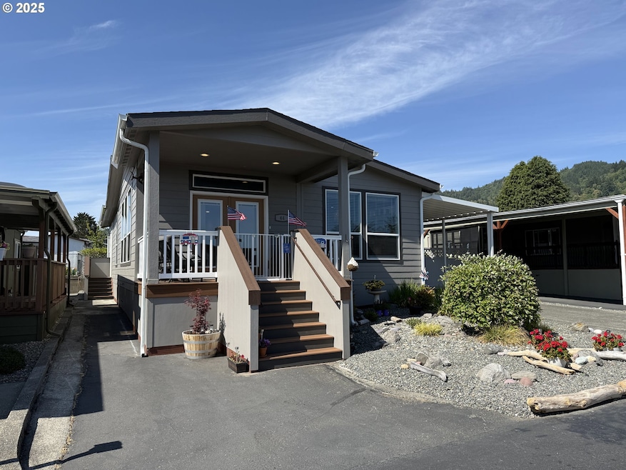 15889 Sunset Strip unit 44, Brookings, OR 97415 - photo 1
