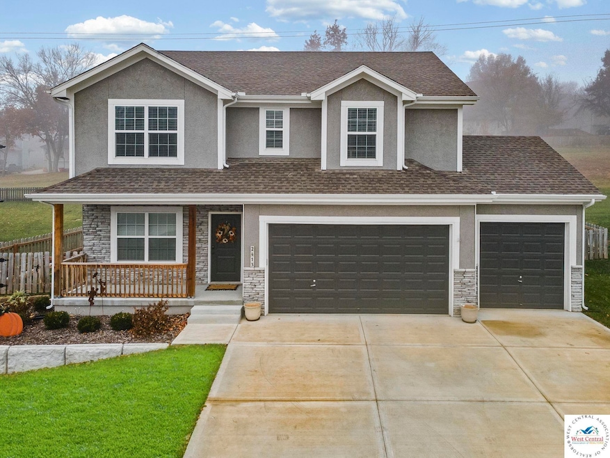 2413 SE Creek Ridge Ct, Blue Springs, MO 64014 - photo 1