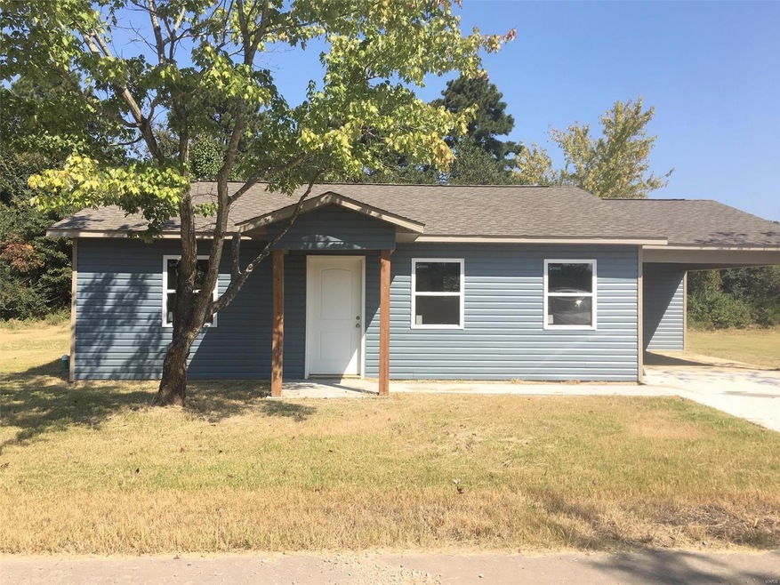 307 Corban Cir, Poplar Bluff, MO 63901 - photo 1