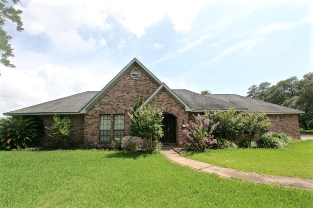 782 Timberline Dr, Bay City, TX 77414 - photo 1