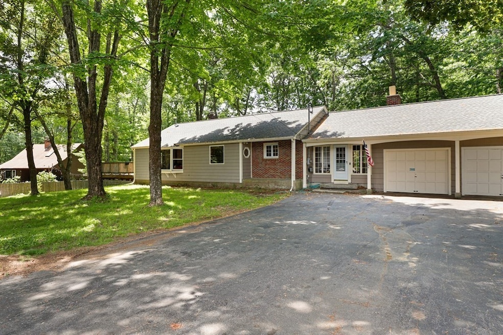 95A Mason Rd, Dudley, MA 01571 - photo 1