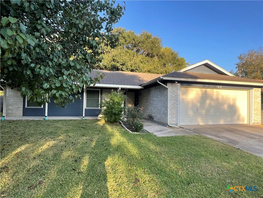 109 Nantucket Ave, Victoria, TX 77904 - photo 1